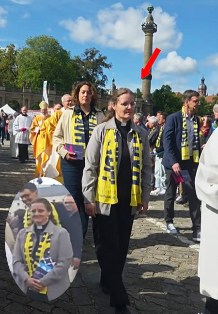 Sacerdotisa veterocatólica 1